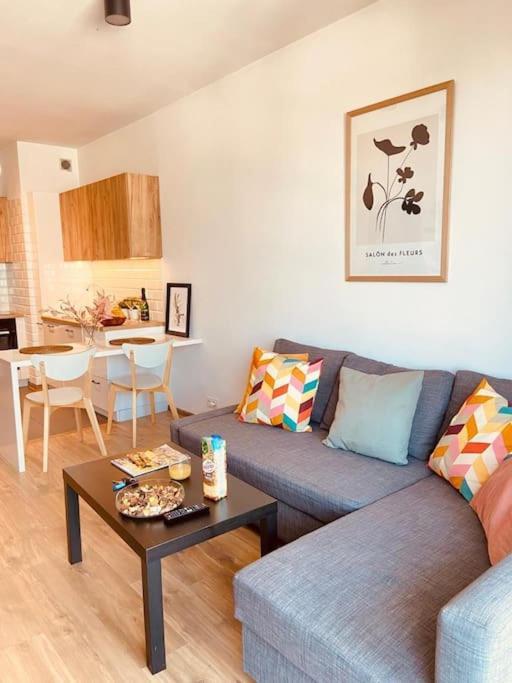 Spacious,Stylish And Comfortable 2 Room Apartment With Million Dollar View Варшава Екстериор снимка