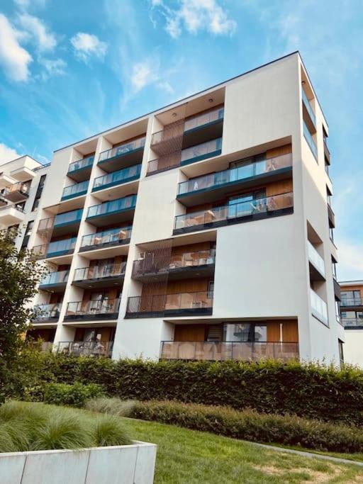 Spacious,Stylish And Comfortable 2 Room Apartment With Million Dollar View Варшава Екстериор снимка